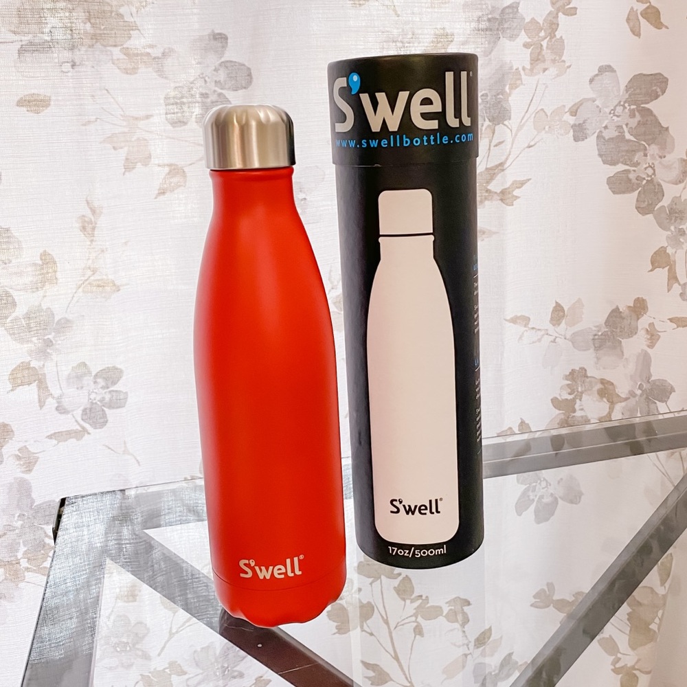 Brand New S’Well Bottle in Scarlet